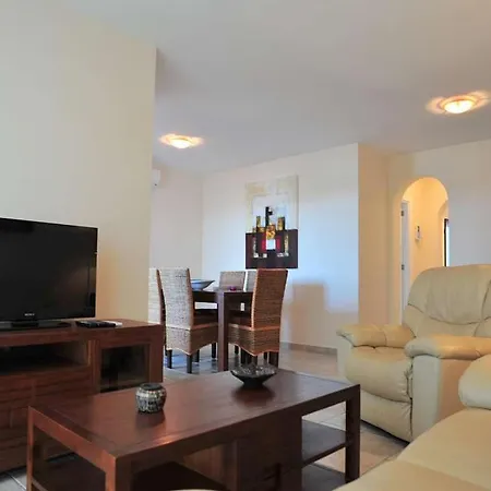 Playa Blanca Sleeps 6 Pool Wifi ヴィラ